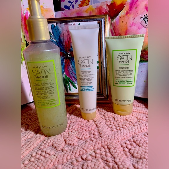 Mary Kay Other - Mary Kay White Tea & Citrus Satin Hands® Pampering Set